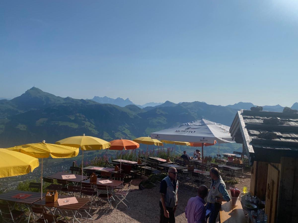 Hocheckhuette On Of The Hahnenkamm Mountain Inn Kitzbühel