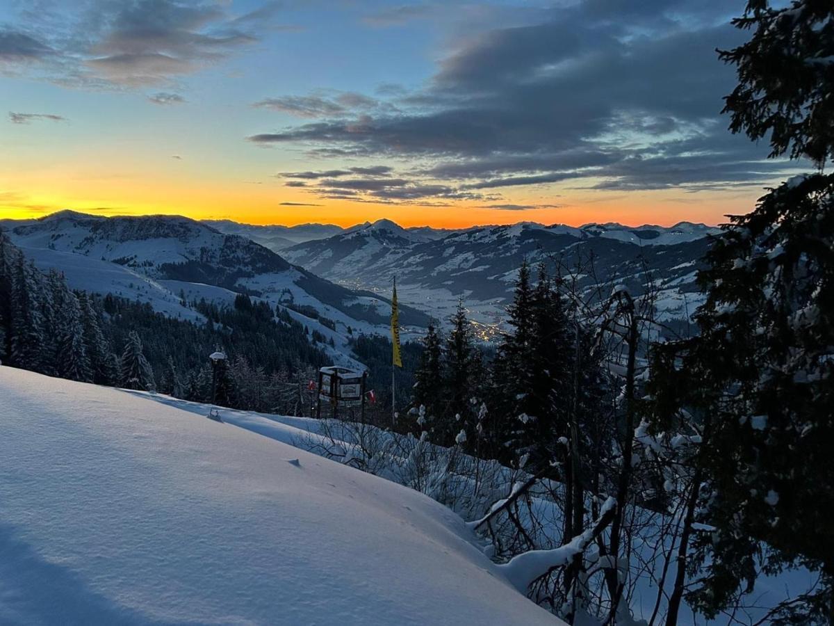 Penzion Hocheckhuette On Of The Hahnenkamm Mountain