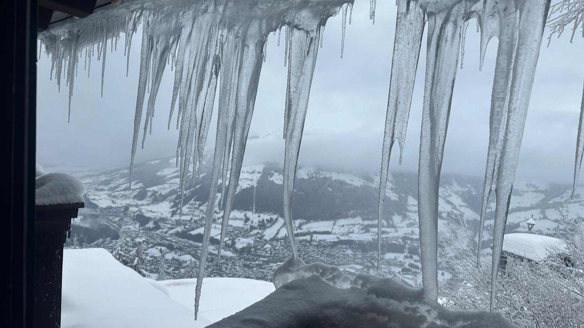 Penzion Hocheckhuette On Of The Hahnenkamm Mountain Kitzbühel