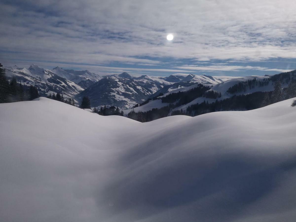 Hocheckhuette On Of The Hahnenkamm Mountain Penzion Kitzbühel